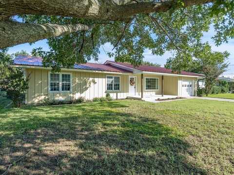 1408 Nugent Street, Bowie, TX 76230