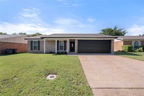 5616 Burton Avenue, Fort Worth, TX 76119