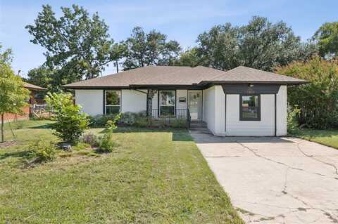 1804 Walnut Avenue, Carrollton, TX 75006