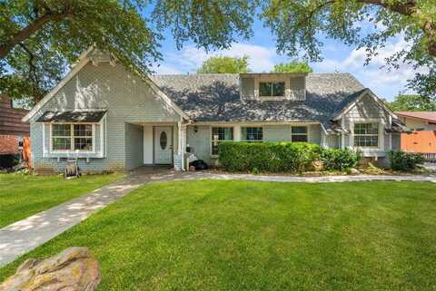 2405 Summit Drive, Irving, TX 75062
