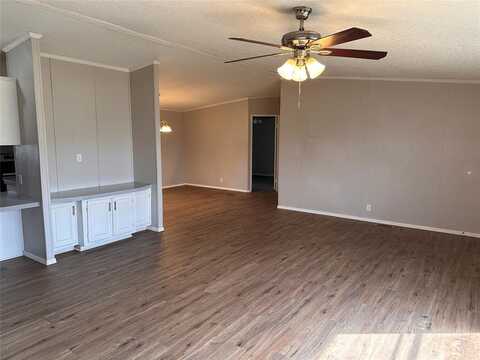 109 Willow Ridge Circle, Southmayd, TX 75092