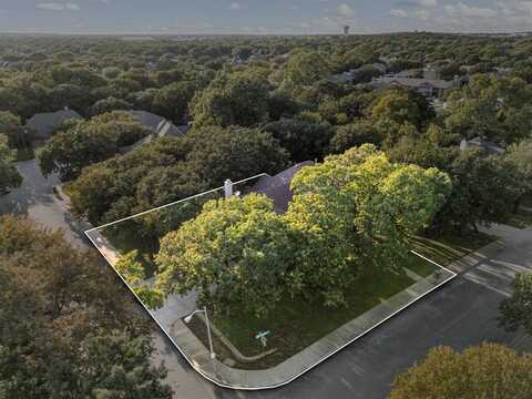 2708 Chesapeake Court, Grapevine, TX 76051