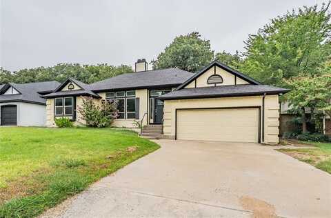 6833 Parkwood Drive, North Richland Hills, TX 76182
