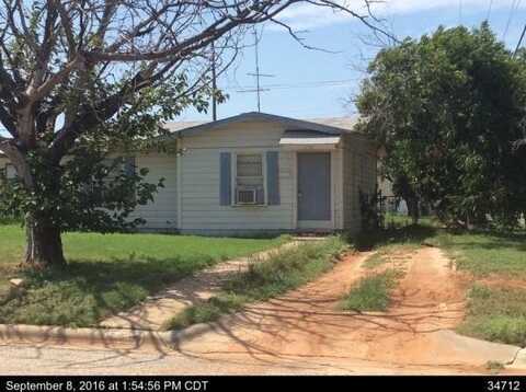1202 S Crockett Drive, Abilene, TX 79605