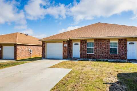7319 Colonial Drive, Forest Hill, TX 76140