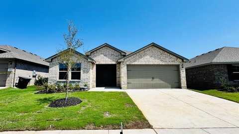 560 CRESTRIDGE Drive N, Cleburne, TX 76033