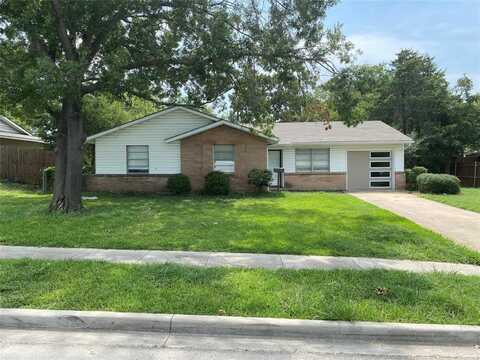 2942 Candlewick Lane, Farmers Branch, TX 75234