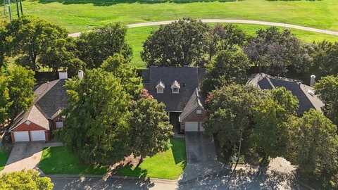813 Rolling View Court, Highland Village, TX 75077