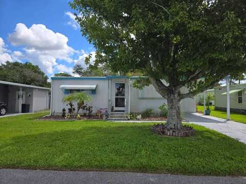 5600 Lagoon Dr, New Port Richey, FL 34653