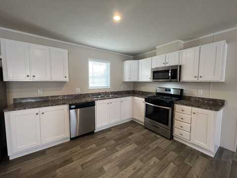 266 Spruce, Highland, MI 48357