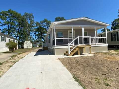 19 Chipmunk Court, Whiting, NJ 08759