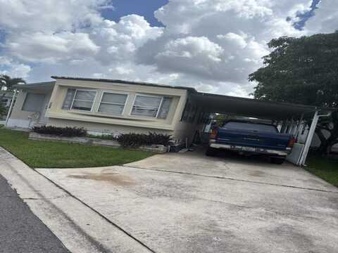 3223 N Lockwood Ridge Rd, Sarasota, FL 34234