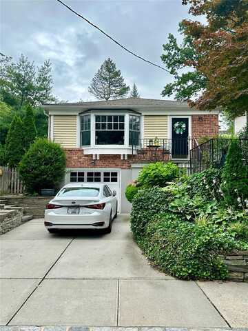 38-47 Douglaston Parkway, Queens, NY 11363