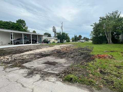 120 Leopard Lane #120, North Fort Myers, FL 33917