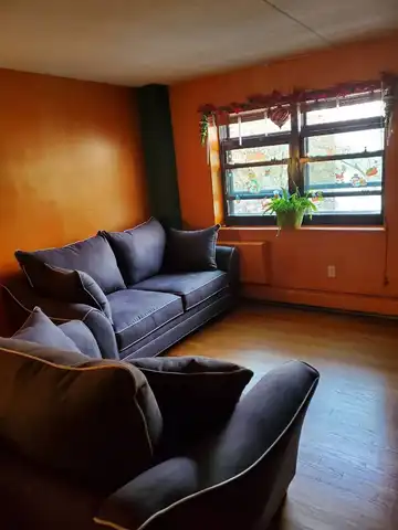 1885 Lexington Ave, New York, NY 10035