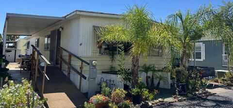 725 W. Thornton Ave Spc 52, Hemet, CA 92543