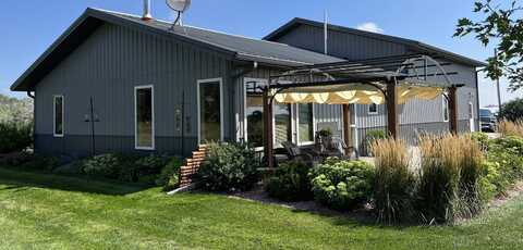 38274 286th St, Lake Andes, SD 57356