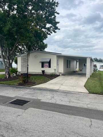 77 Hewlett Dr, Auburndale, FL 33823