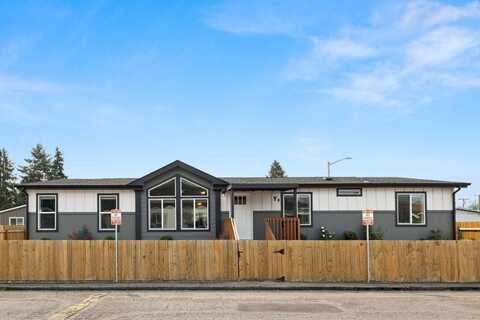 10701 SE HWY 212, CLACKAMAS, OR 97015