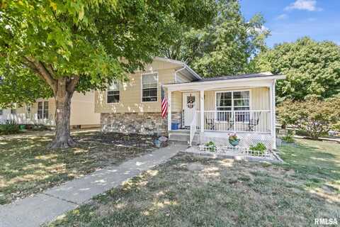 101 W Hawkeye Way, Springfield, IL 62707