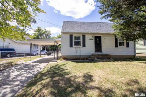 1004 SPRINGFIELD Road, East Peoria, IL 61611