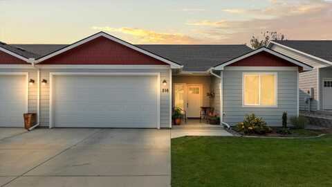 216 Claret Dr, Prosser, WA 99350