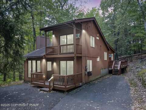 2108 Scarborough Way, Bushkill, PA 18324