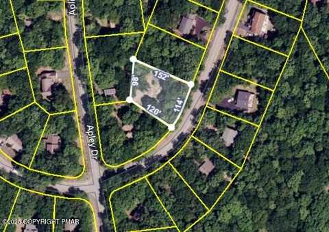 221 Saunders Drive, Bushkill, PA 18324