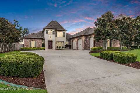303 Shinnecock Hills Drive, Broussard, LA 70518