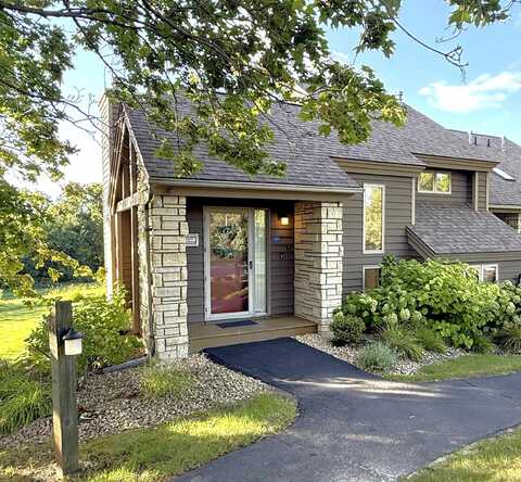121 East Point, GALENA, IL 61036