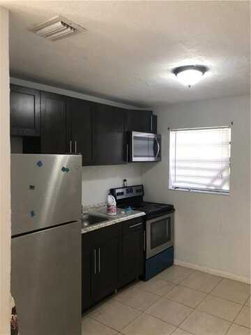 1448 W 33rd St, Riviera Beach, FL 33404