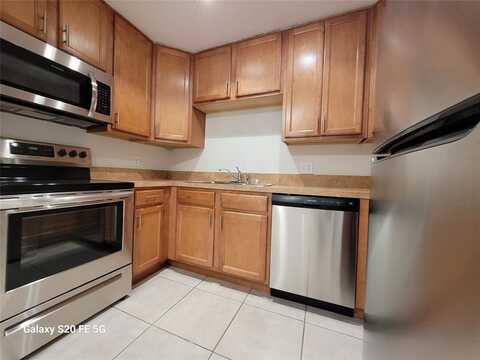 10880 Royal Palm Blvd, Coral Springs, FL 33065