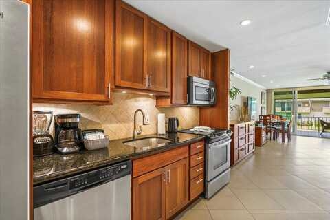 2661 KEKAA Dr, Lahaina, HI 96761