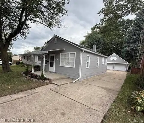 3936 Weddell Street, Dearborn Heights, MI 48125