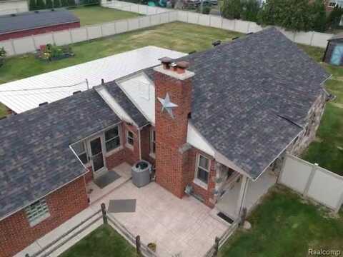 8949 Roslyn Street, Livonia, MI 48150
