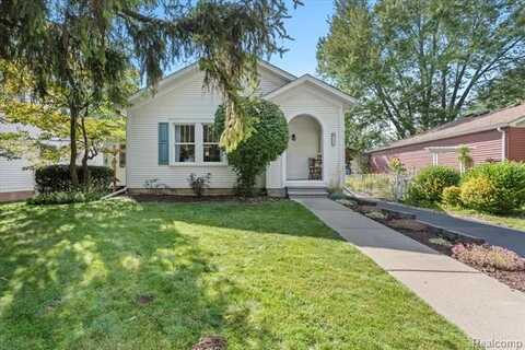 135 N Holbrook Street, Plymouth, MI 48170