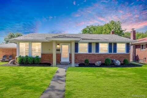 22200 Lakeshire Street, Saint Clair Shores, MI 48081