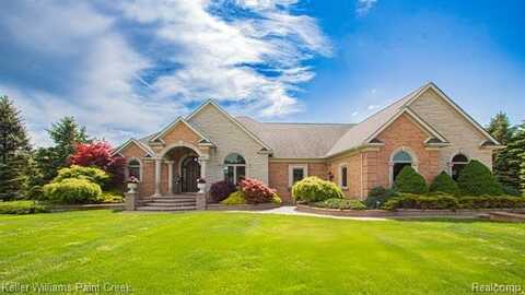 72755 Solanus Drive, Bruce, MI 48065