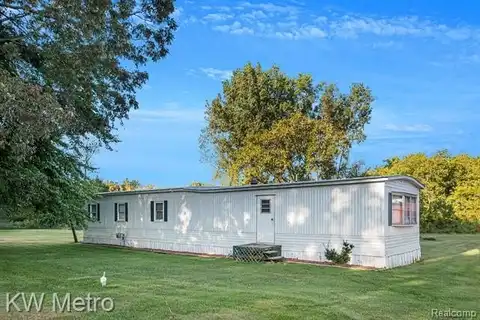 9500 N Meridian Road, Pleasant Lake, MI 49272