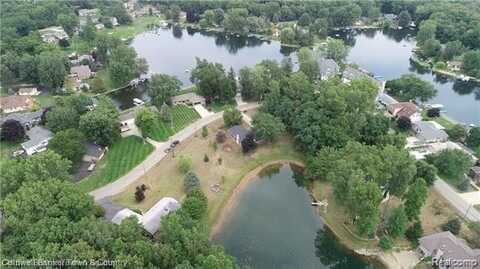 11564 Pleasant View Drive, Pinckney, MI 48169