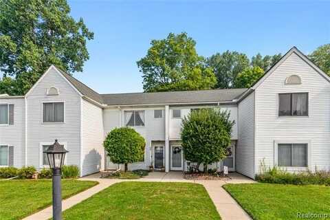 48 Rosebud Lane, Mount Clemens, MI 48043