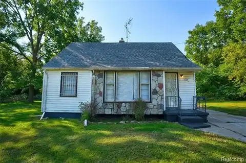 1034 E Bundy Avenue, Flint, MI 48505