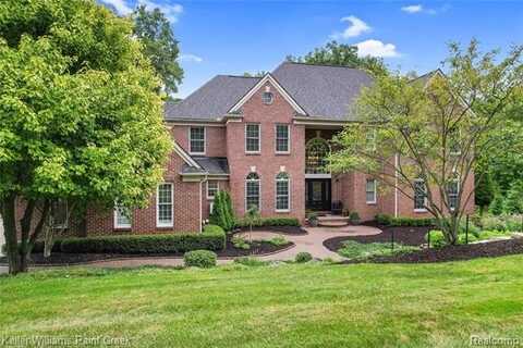 1614 Crossbow Court, Rochester Hills, MI 48306