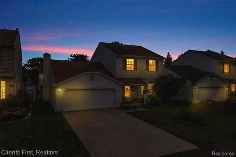 2341 McGee Court, Westland, MI 48186