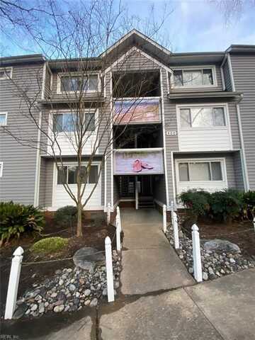 500 Ocean Trace Arch, Virginia Beach, VA 23451