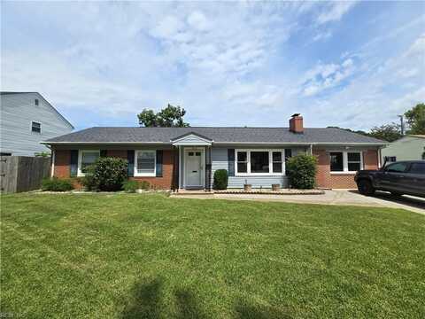 4616 Crown Point Lane, Virginia Beach, VA 23462