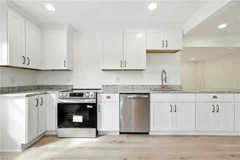 913 E Washington Street, Suffolk, VA 23434