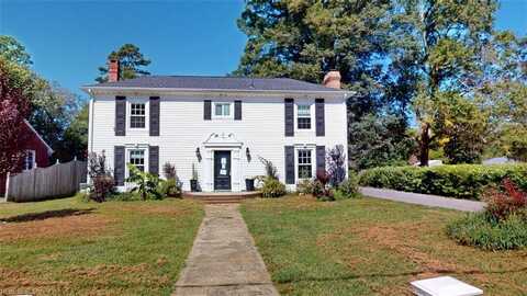 212 Coppahaunk Avenue, Waverly, VA 23890