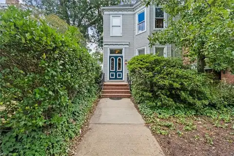 407 Warren Crescent, Norfolk, VA 23507
