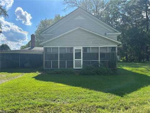 1325 Buckhorn Drive, Suffolk, VA 23434